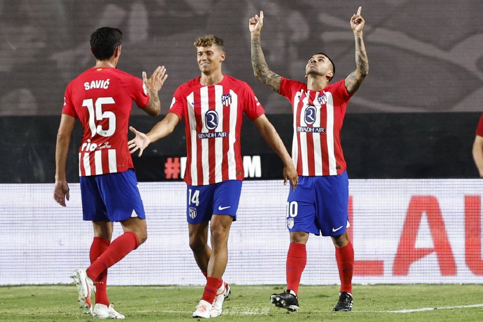 尤其是在布 尤其是在布