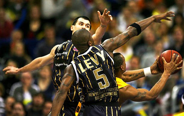 畅的报道 畅的报道